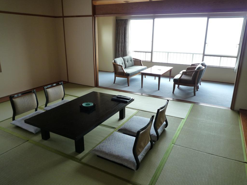 Kaiyoukaku Gamagori Bilik gambar